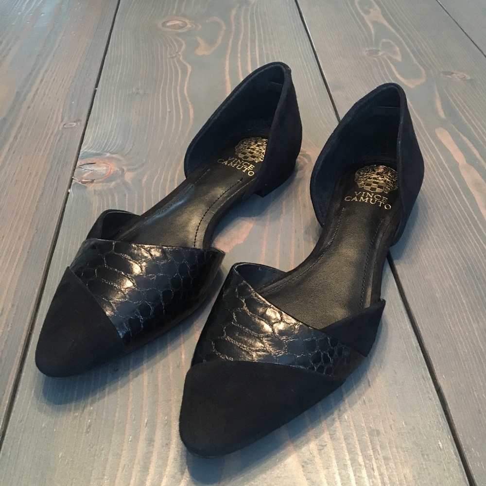 Vince Camuto Black Flats with Textured Detail